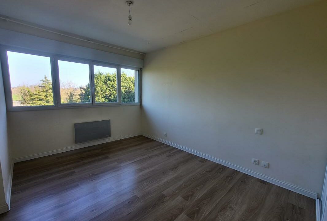 VA2690-ELYSEEGALLIC-VG-31052025-033740-3