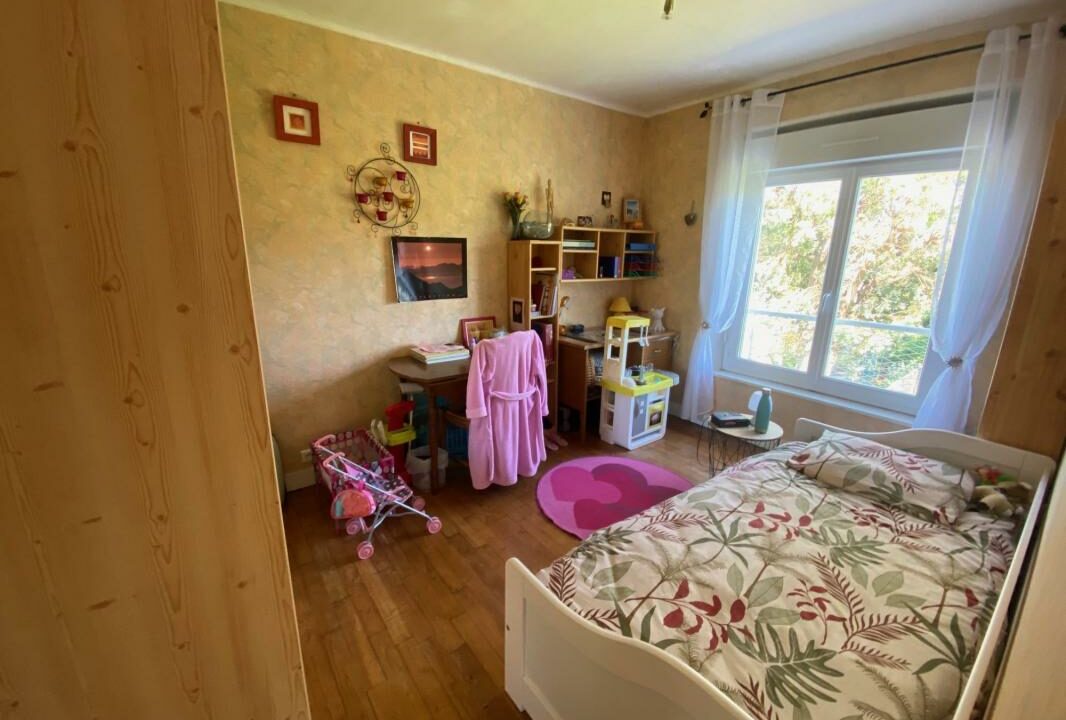 VM2334-ELYSEEGALLIC-VG-31052025-033750-5
