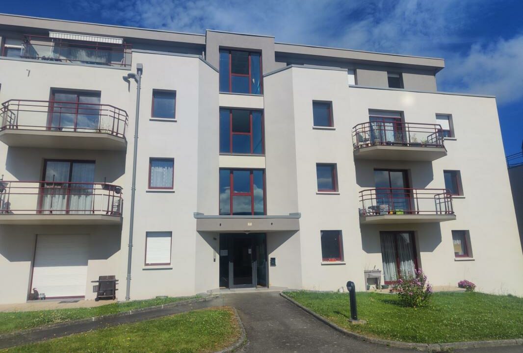 LA2773-ELYSEEGALLIC-VG-05062025-023540