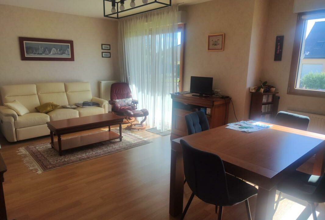 LA2773-ELYSEEGALLIC-VG-05062025-023540-3