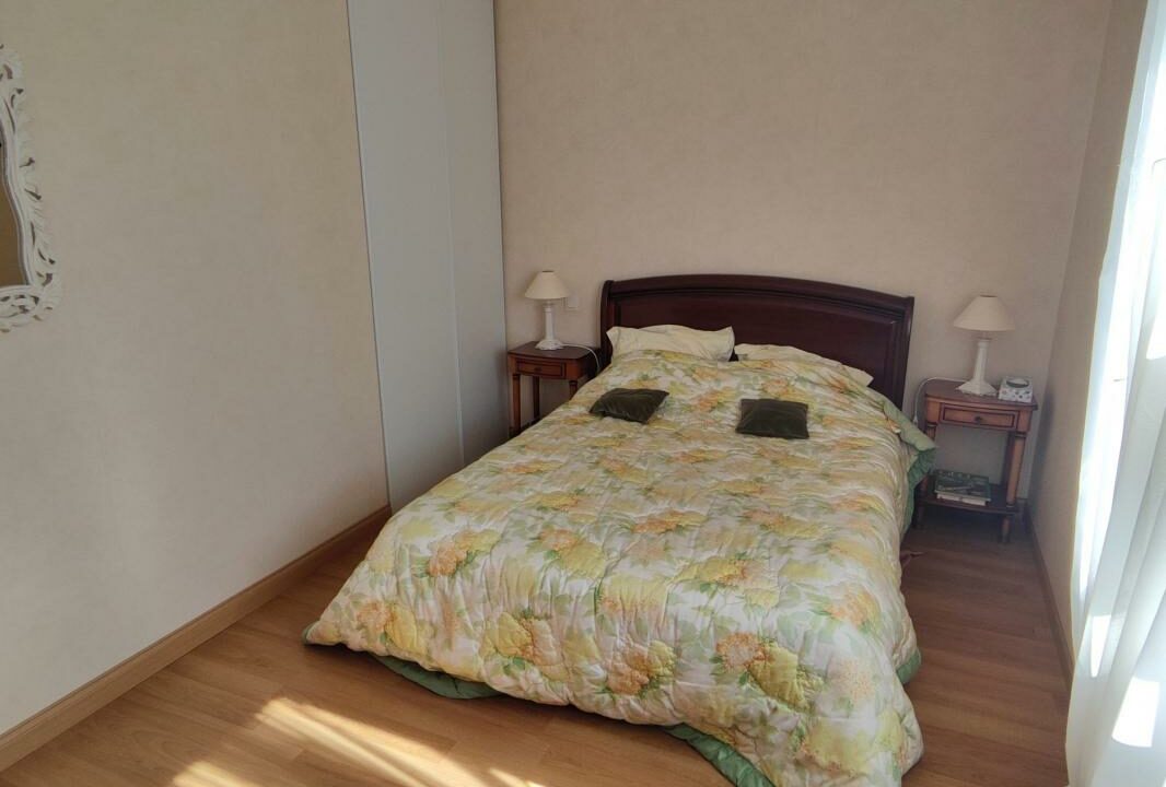 LA2773-ELYSEEGALLIC-VG-05062025-023540-5