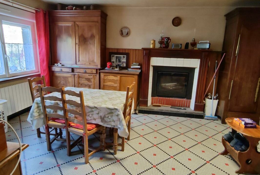 VM2379-ELYSEEGALLIC-VG-14062025-142545-1
