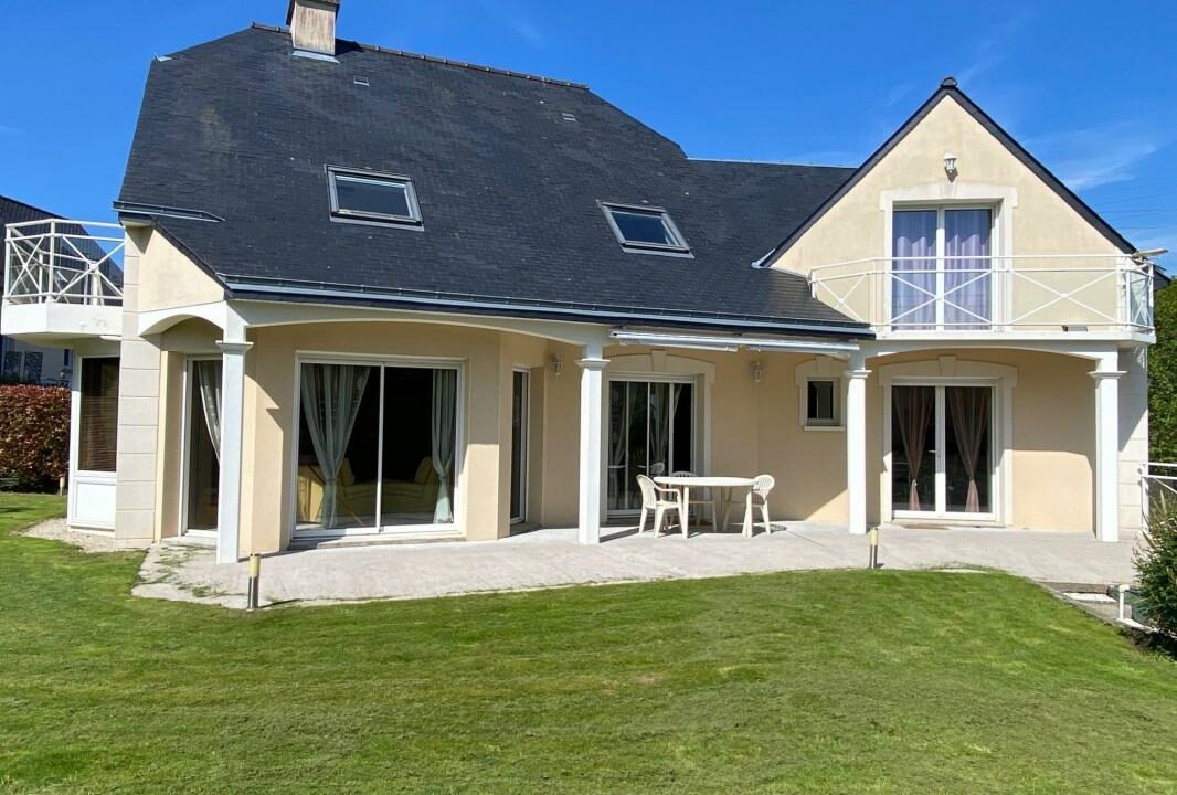 VM2196-ELYSEEGALLIC-VG-23072025-024342-7