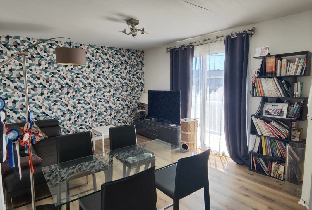 VM2387-ELYSEEGALLIC-VG-31072025-024330-1