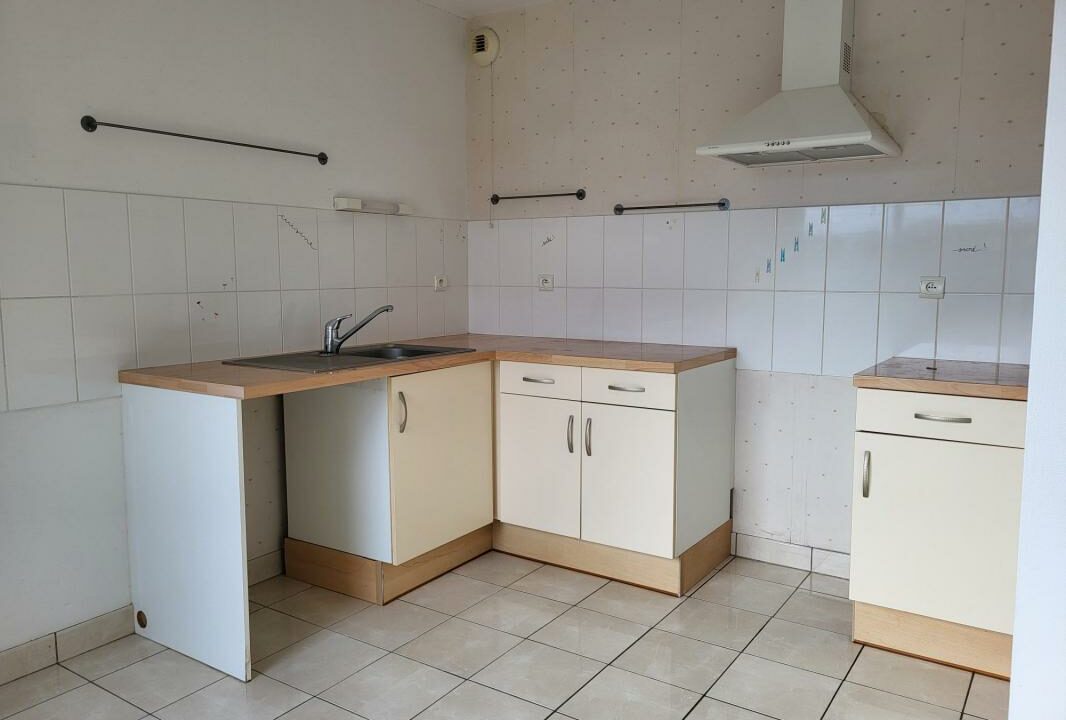 VA2679-ELYSEEGALLIC-VG-17092025-212221-4