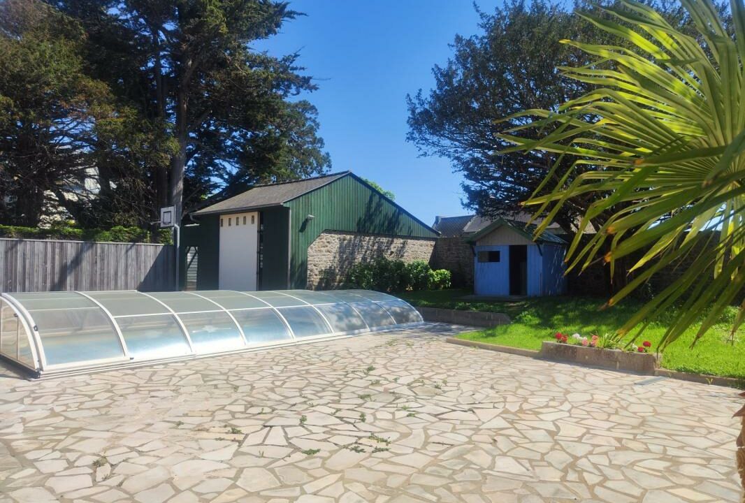 VM2362-ELYSEEGALLIC-VG-27092025-032828-1