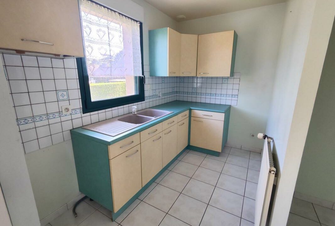 VM2376-ELYSEEGALLIC-VG-27092025-032828-11