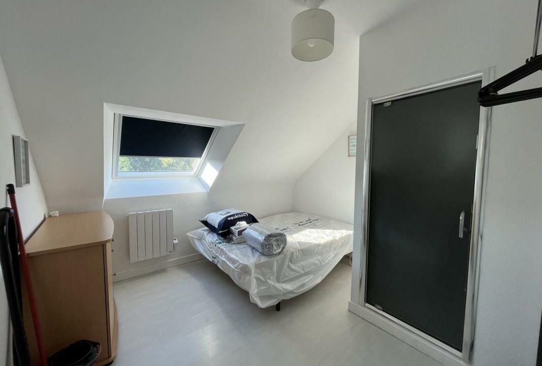 LA2815-ELYSEEGALLIC-VG-28102025-032055-3