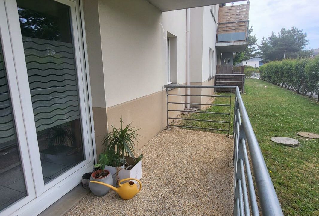 VA2784-ELYSEEGALLIC-VG-08102025-033129-1