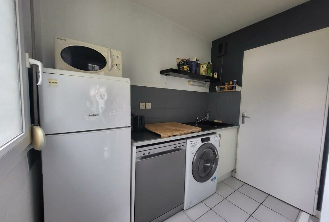 VA2784-ELYSEEGALLIC-VG-08102025-033129-3