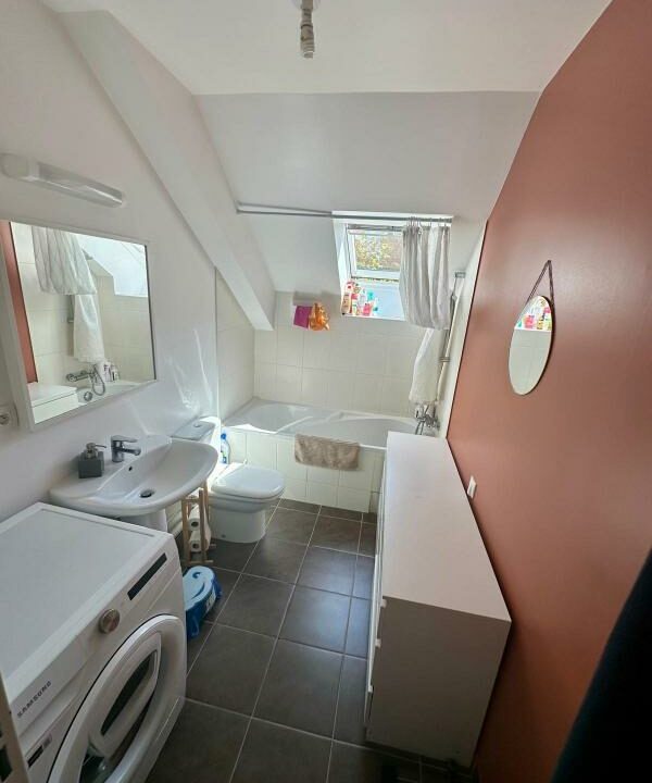 VA2841-ELYSEEGALLIC-VG-29102025-184834-4