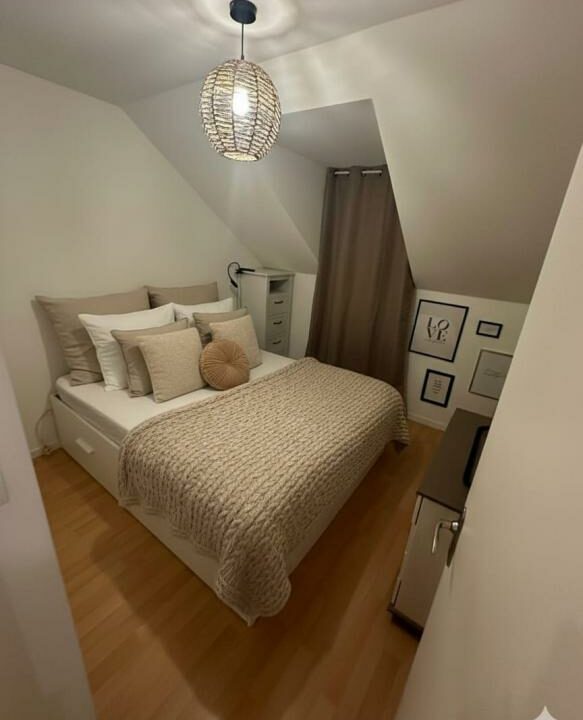 VA2841-ELYSEEGALLIC-VG-29102025-184834-5