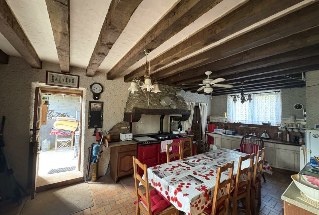 VM2223-ELYSEEGALLIC-VG-01102025-033501-3