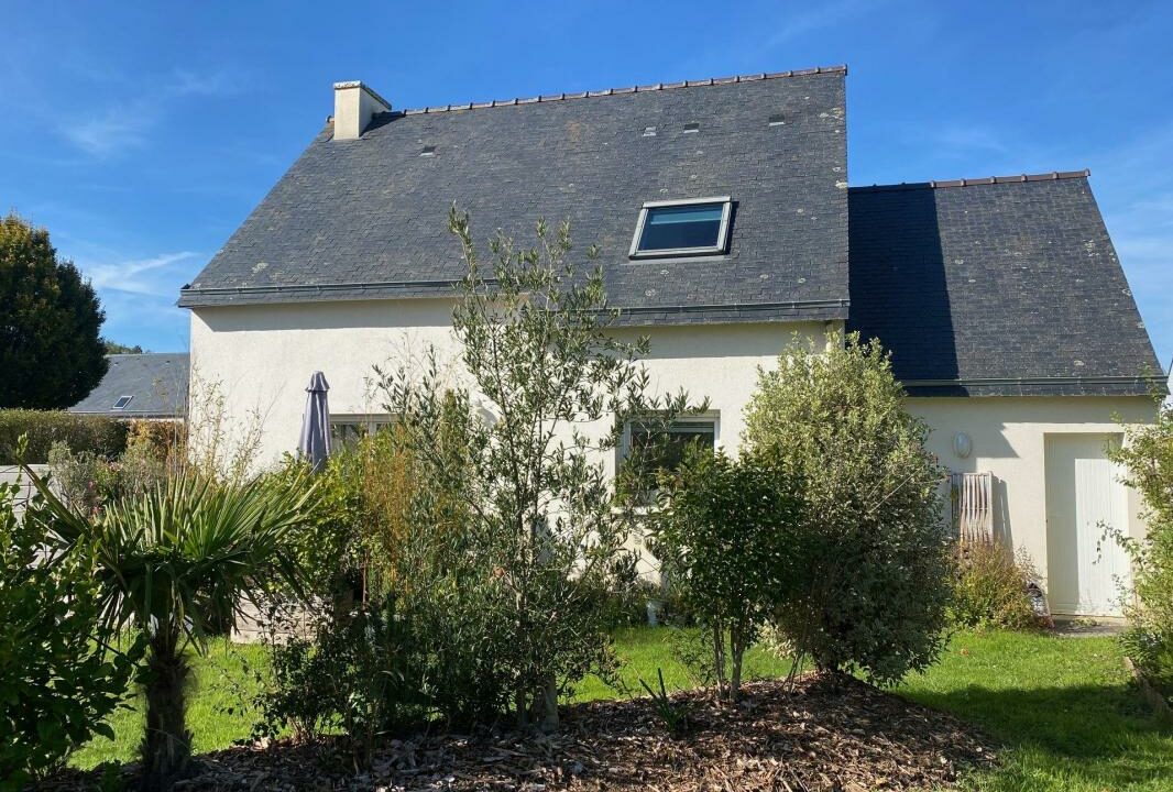 VM2426-ELYSEEGALLIC-VG-08102025-033133-3