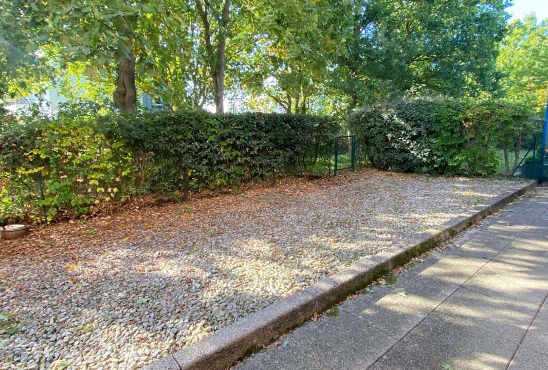 VA2832-ELYSEEGALLIC-VG-15112025-030433-2