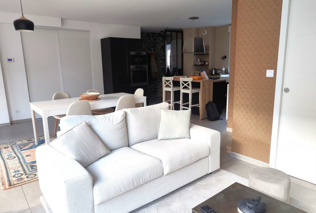 VM2280-ELYSEEGALLIC-VG-15112025-030435-1