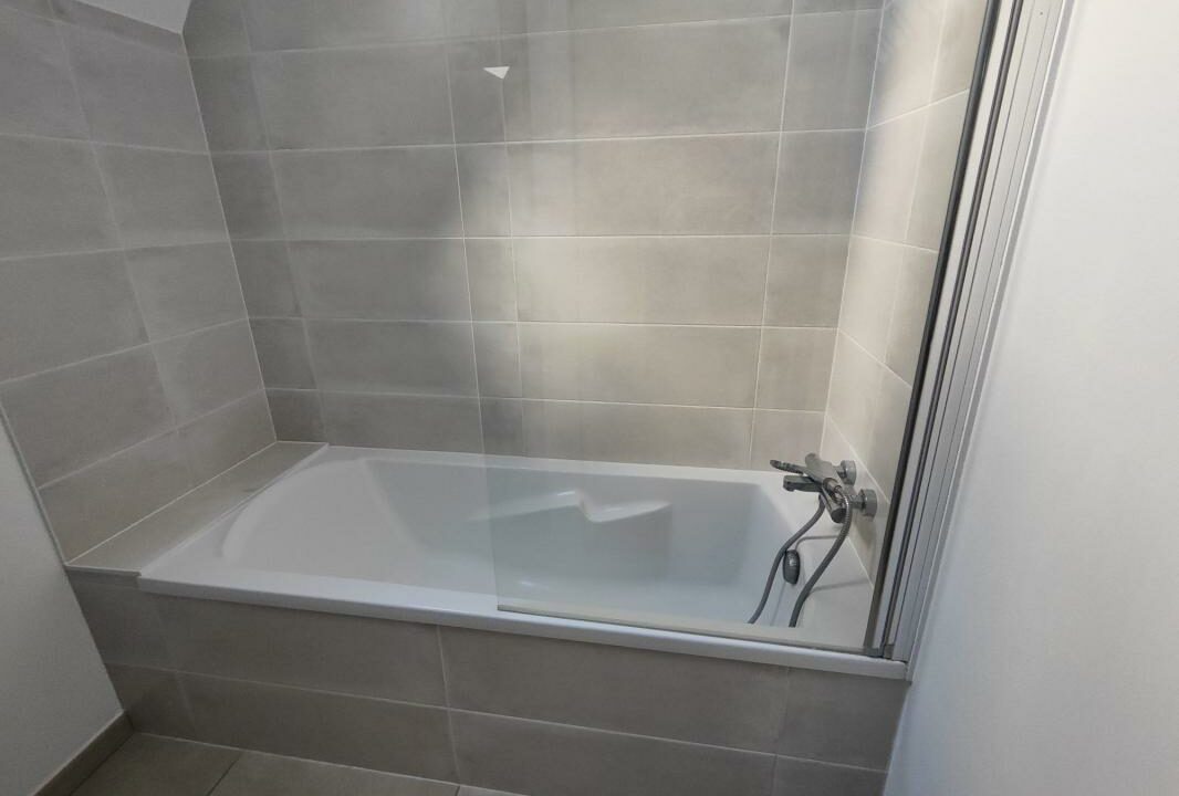 VM2280-ELYSEEGALLIC-VG-15112025-030435-6