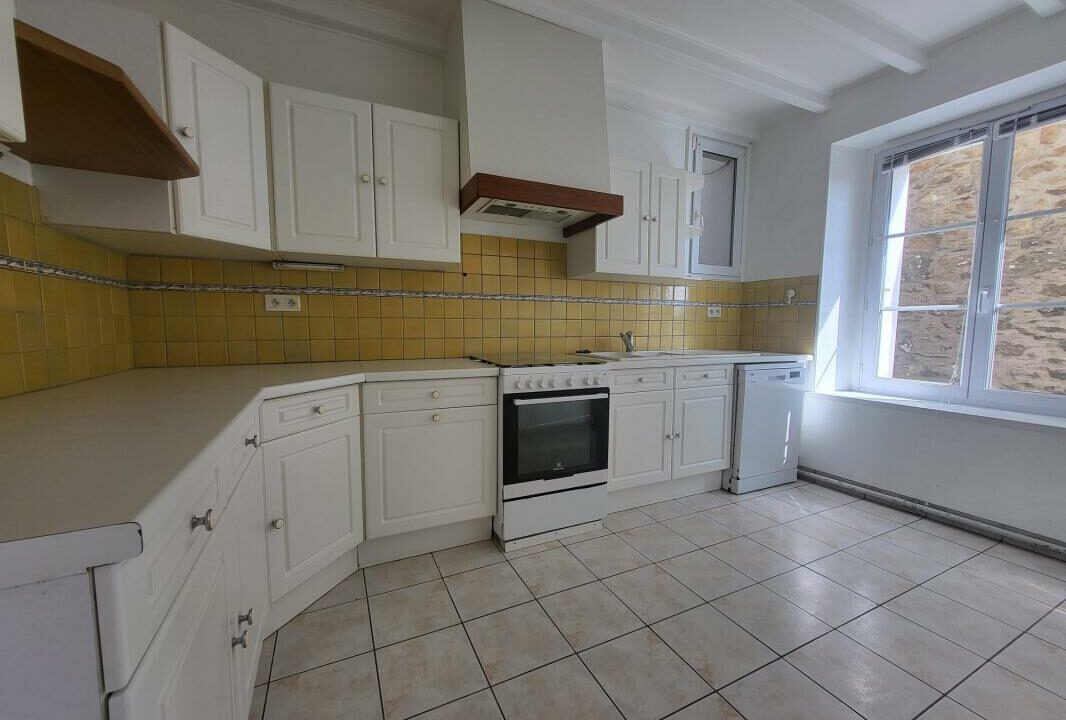 VM2360-ELYSEEGALLIC-VG-15112025-030436-4