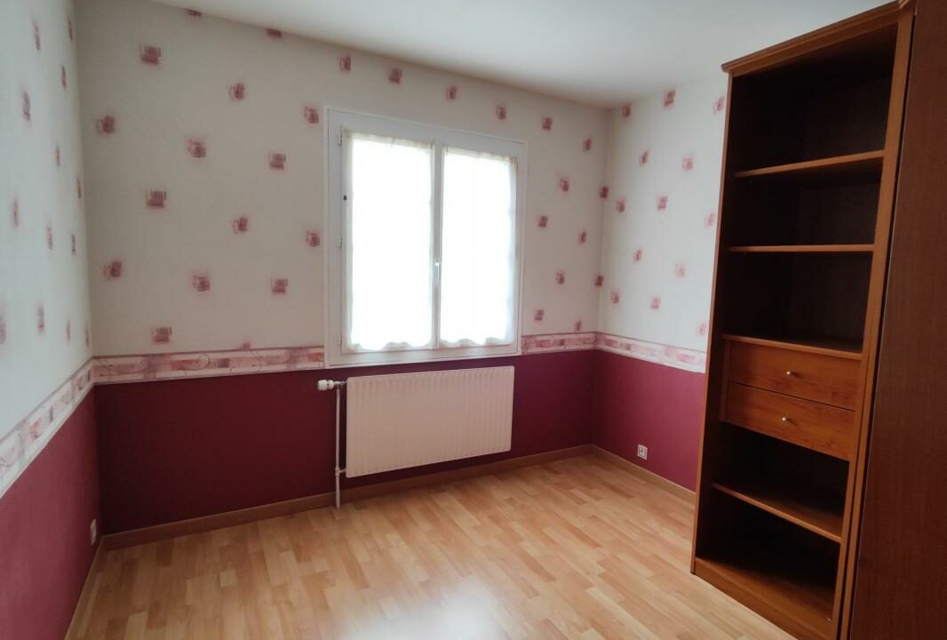 VM2376-ELYSEEGALLIC-VG-15112025-030436-9