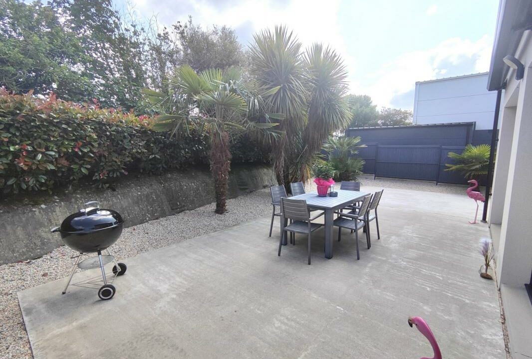 VM2381-ELYSEEGALLIC-VG-15112025-030437-6