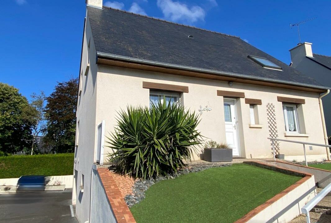 VM2442-ELYSEEGALLIC-VG-11112025-025408-11