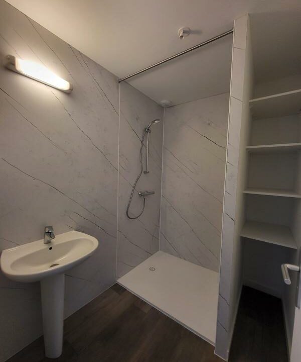 LM2476-ELYSEEGALLIC-VG-30122025-151315-5