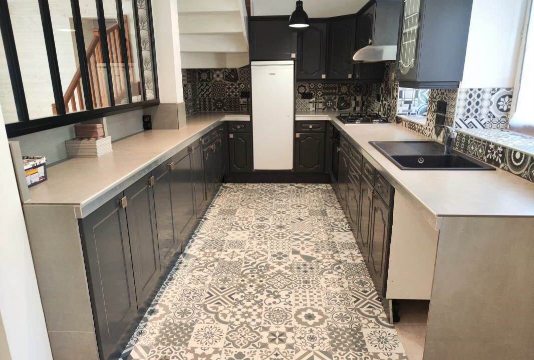 VM2269-ELYSEEGALLIC-VG-12122025-171947-7