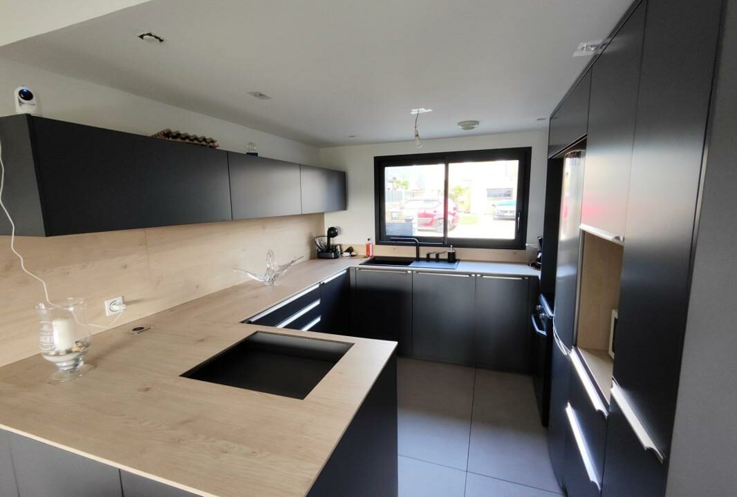 VM2309-ELYSEEGALLIC-VG-19122025-022801-2