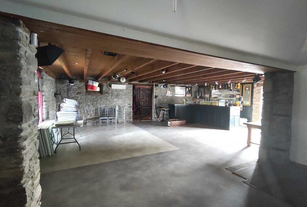 VM2391-ELYSEEGALLIC-VG-04122025-025302-10