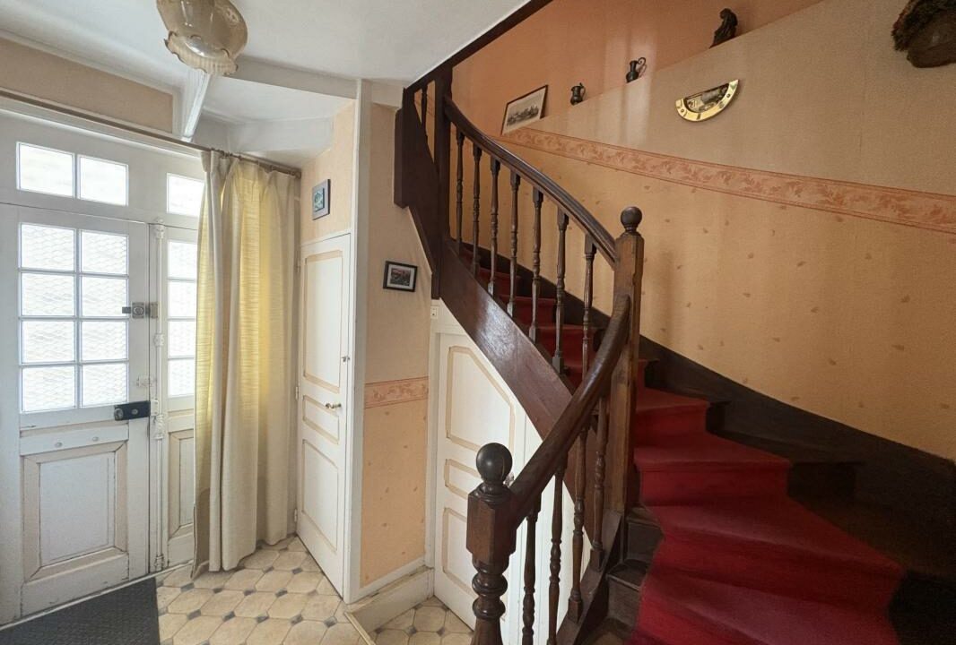 VM2401-ELYSEEGALLIC-VG-27122025-022918-9