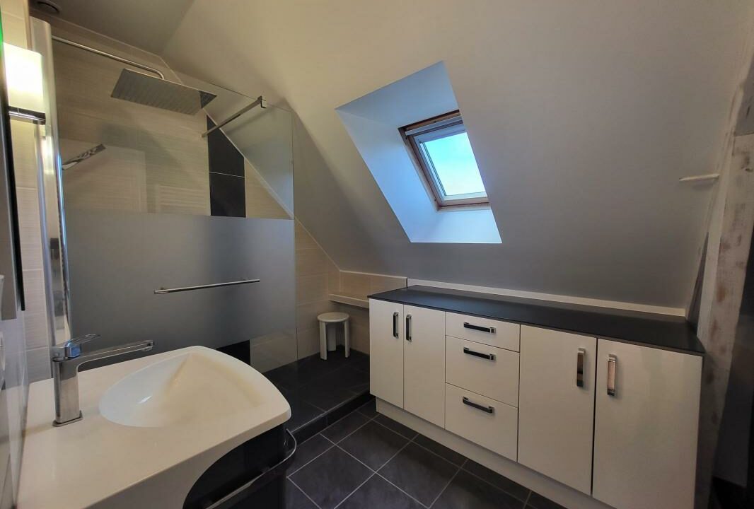 VM2456-ELYSEEGALLIC-VG-02122025-170946-7