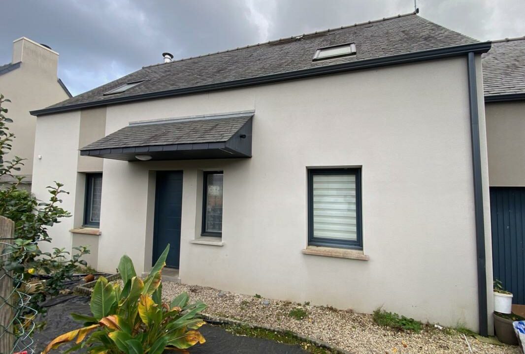 VM2459-ELYSEEGALLIC-VG-04122025-025302