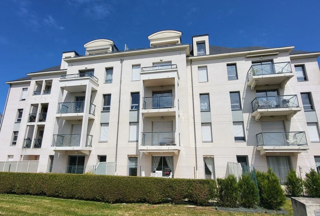 VA2761-ELYSEEGALLIC-VG-27012026-035245