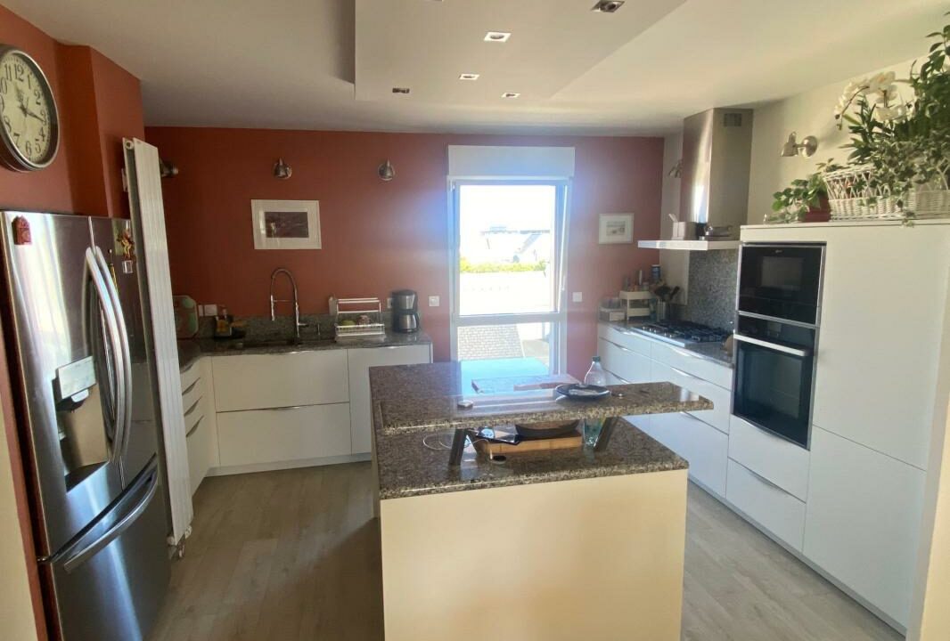 VA2800-ELYSEEGALLIC-VG-27012026-035253-3