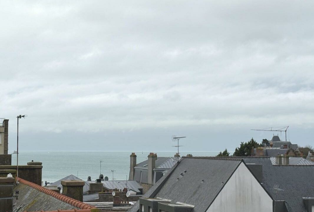 VA2856-ELYSEEGALLIC-VG-27012026-035303