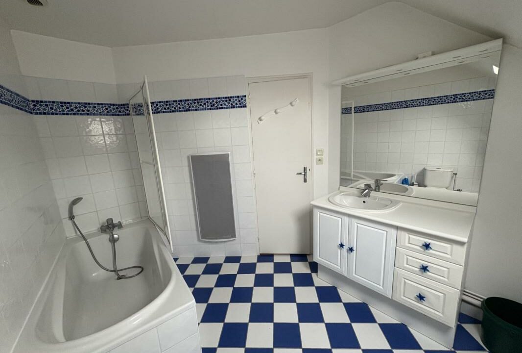 VA2856-ELYSEEGALLIC-VG-27012026-035303-5