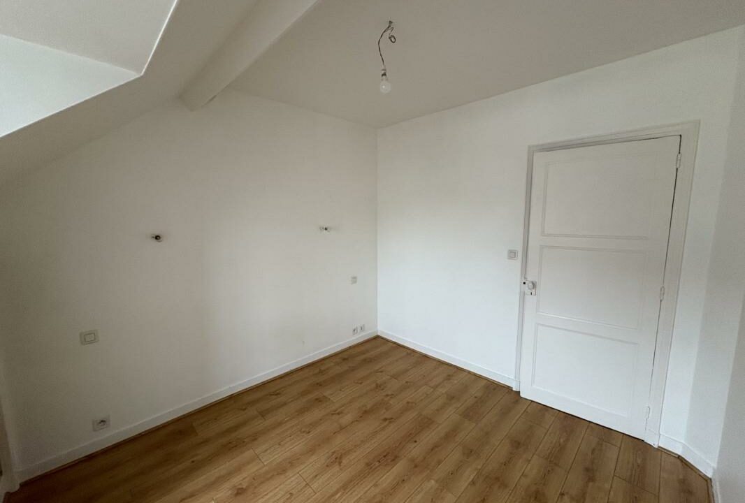 VA2856-ELYSEEGALLIC-VG-27012026-035303-8