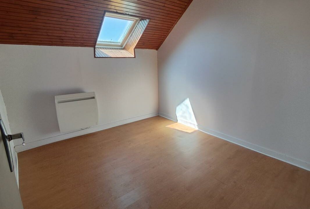 VM2362-ELYSEEGALLIC-VG-27012026-035335-17