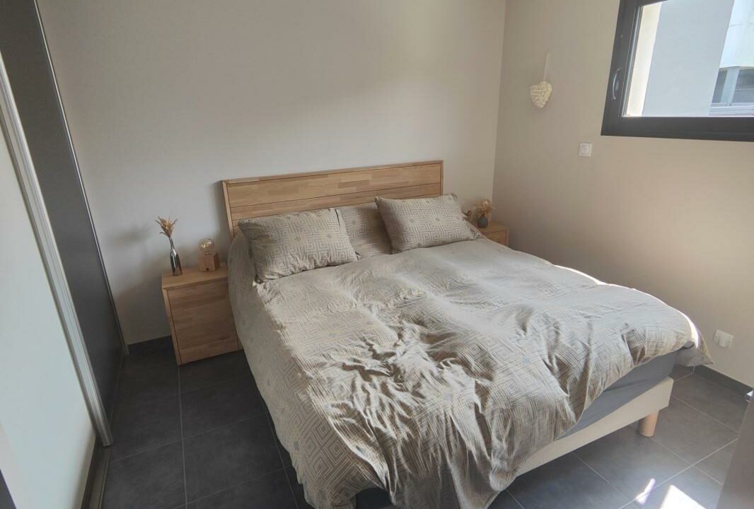 VM2381-ELYSEEGALLIC-VG-27012026-035349-5