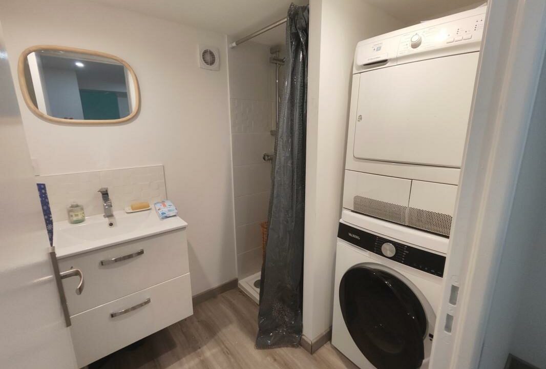 VM2387-ELYSEEGALLIC-VG-27012026-035353-5