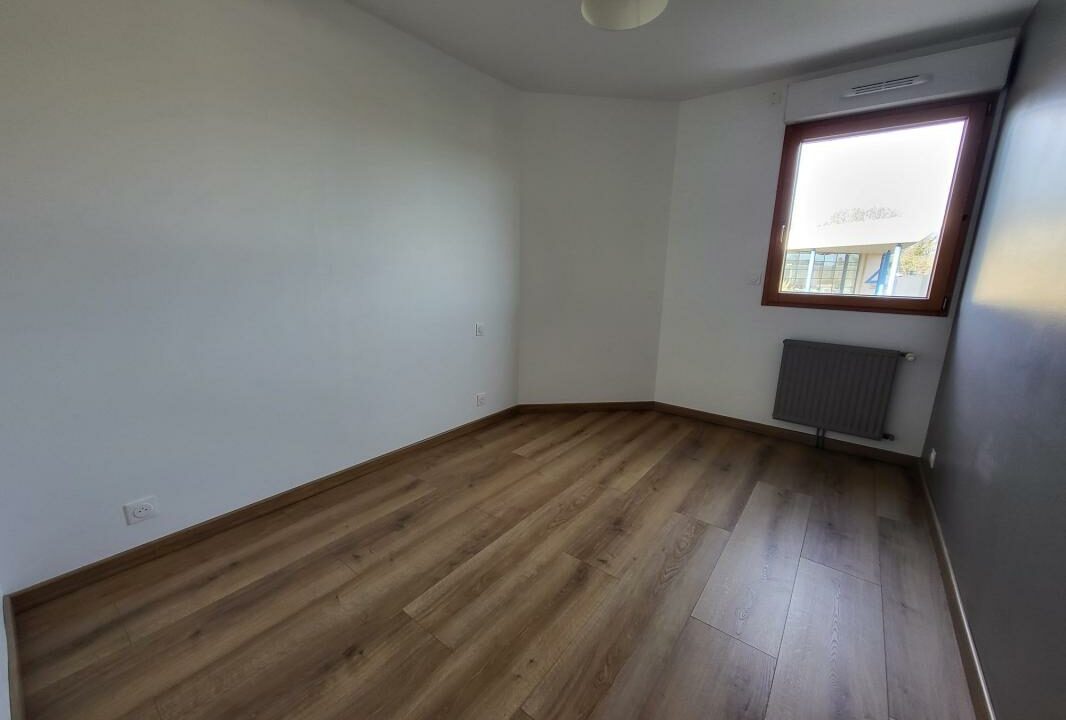 LA2886-ELYSEEGALLIC-VG-24022026-015244-5