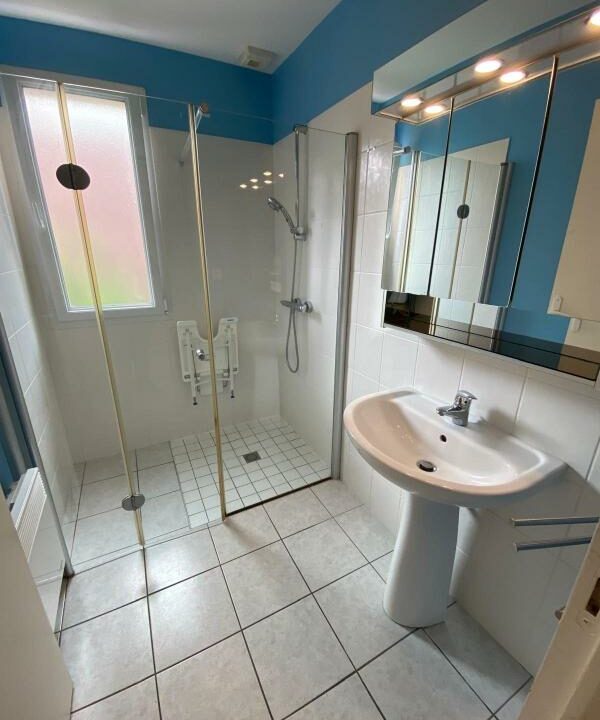 VM2407-ELYSEEGALLIC-VG-14022026-204204-6