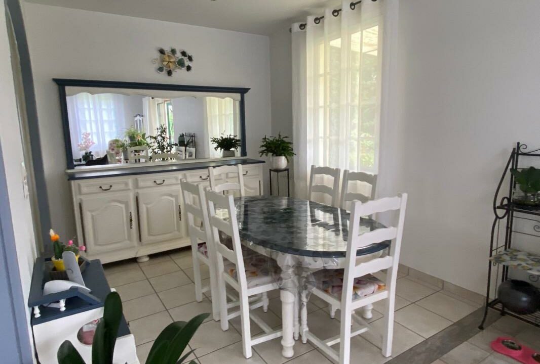 VM2445-ELYSEEGALLIC-VG-17022026-055135-3