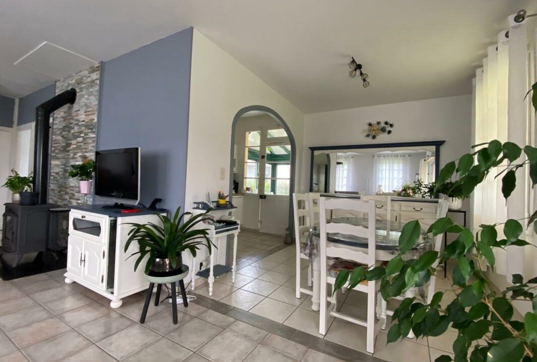 VM2445-ELYSEEGALLIC-VG-17022026-055135-8