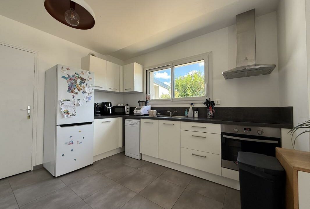 VM2487-ELYSEEGALLIC-VG-03022026-150745-1