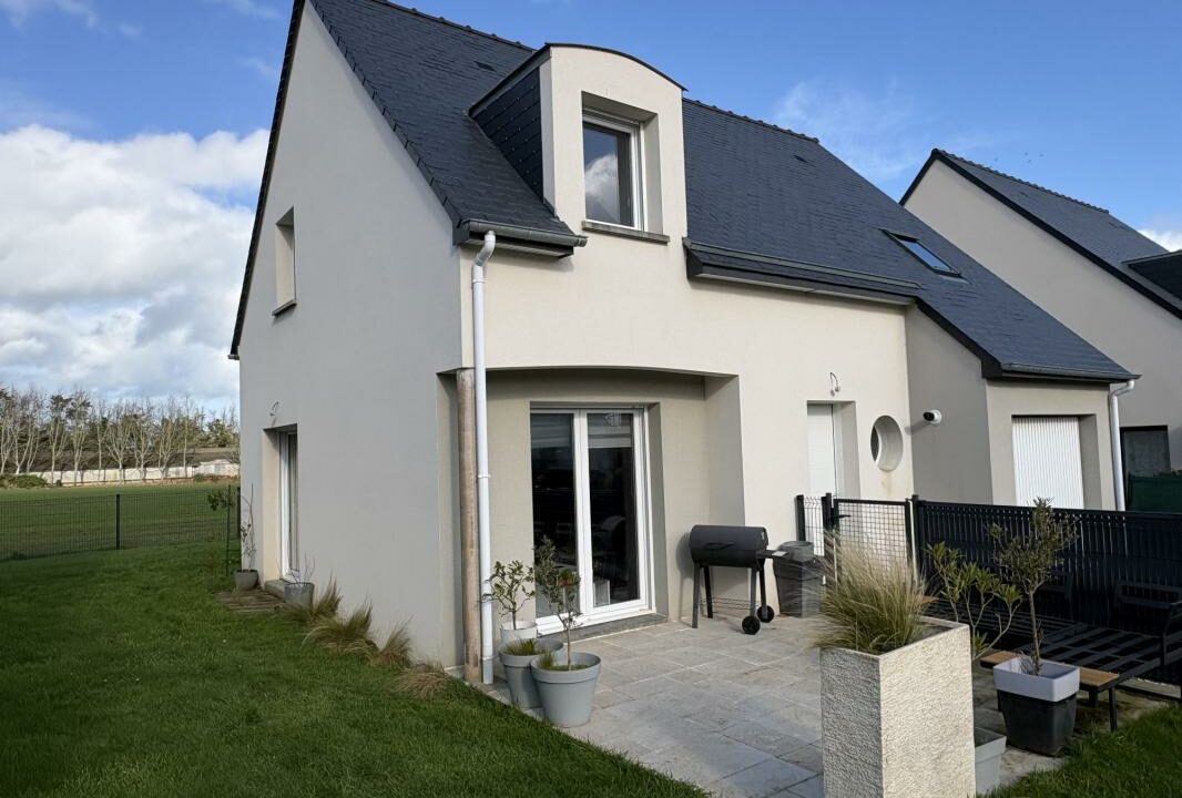 VM2493-ELYSEEGALLIC-VG-04022026-024508