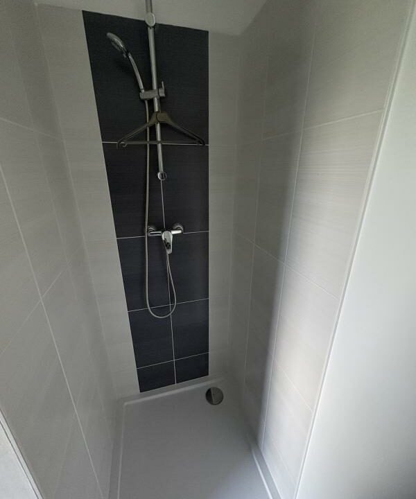 VM2493-ELYSEEGALLIC-VG-05022026-014946-8