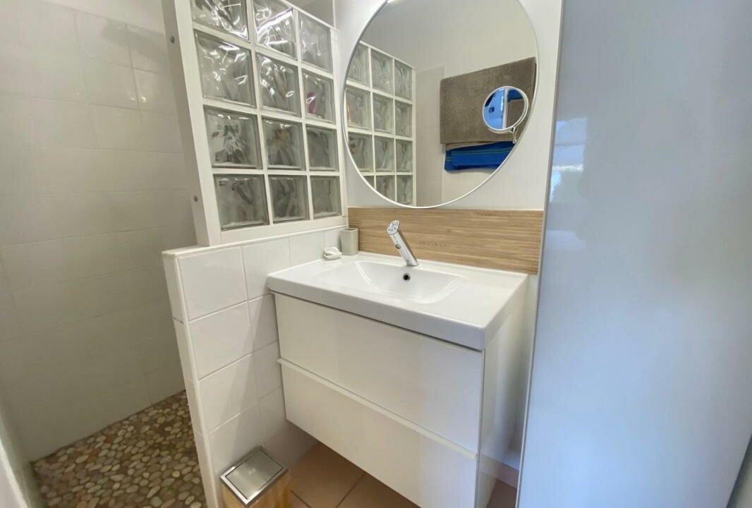 VM2506-ELYSEEGALLIC-VG-24022026-015248-6