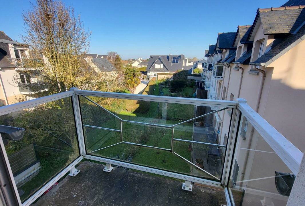 LA2878-ELYSEEGALLIC-VG-04032026-135313-4