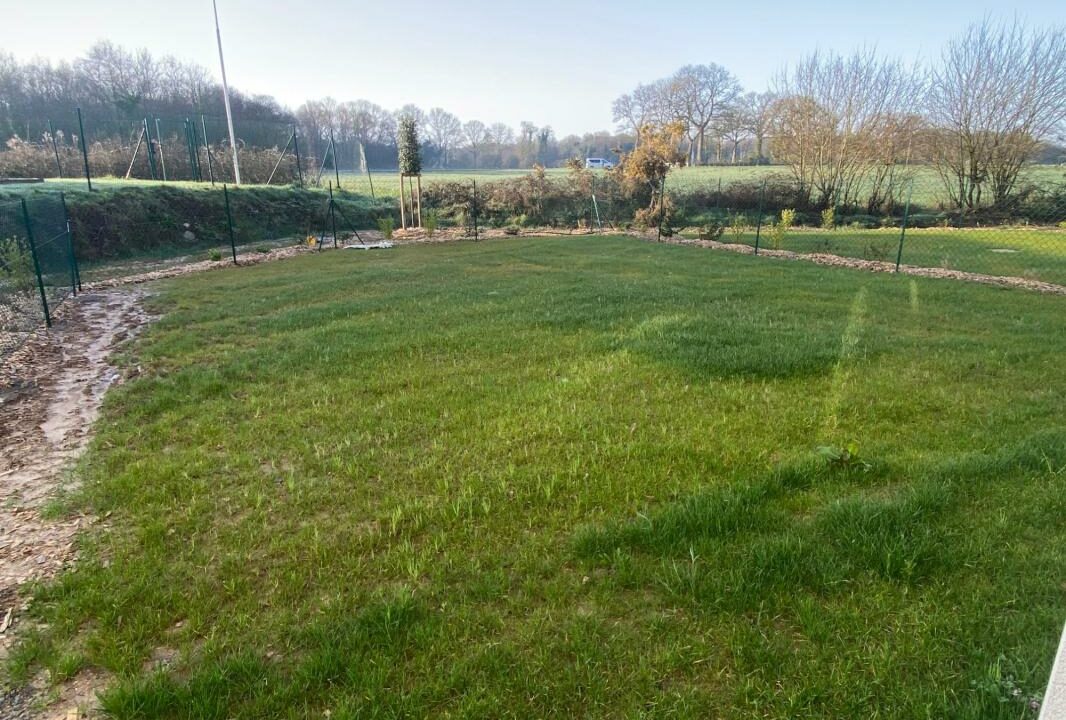 LA2890-ELYSEEGALLIC-VG-04032026-022303-1